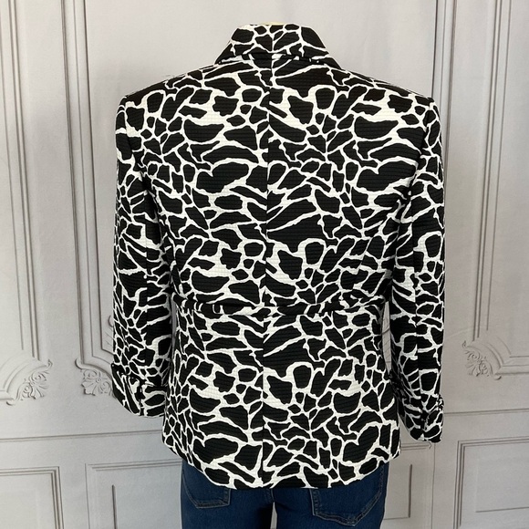 Liz Claiborne Suits Black & White Animal Print Short Coat Size 10 Blazer Pre♥️’d - Picture 5 of 5